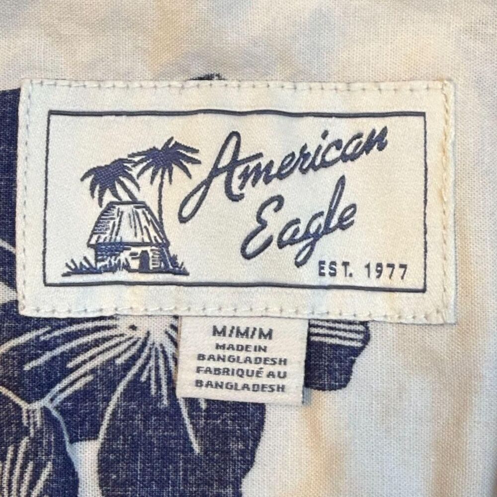 American Eagle white and blue Hawaiian Luau shirt Size M - 0266 - Picture 3 of 8